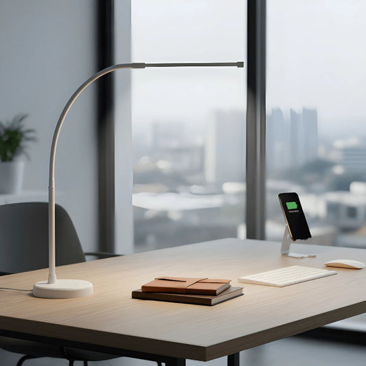 Lampe de Bureau LED Flexible Lumen sur un bureau 