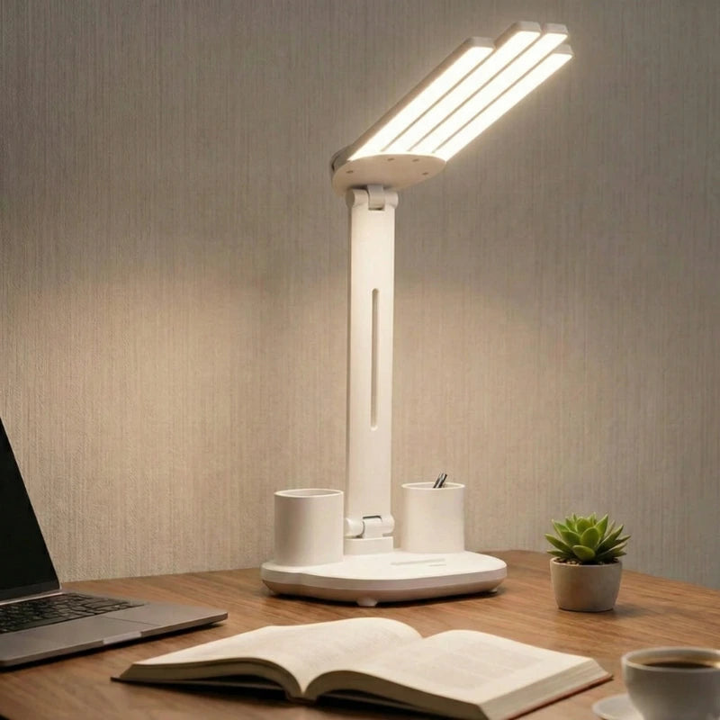 Lampe de Bureau LED Sans Fil Multifonction placée au-dessus d'un bureau