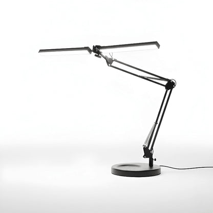 Lampe de Bureau LED Architecte 24W avec bras articulé étendu, présentée en vue isolée pour montrer la structure et la diffusion lumineuse.
