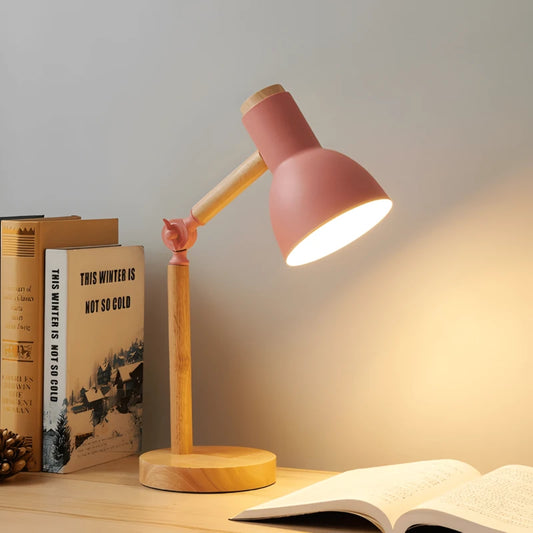 Lampe de bureau LED colorée pour fille sur un bureau