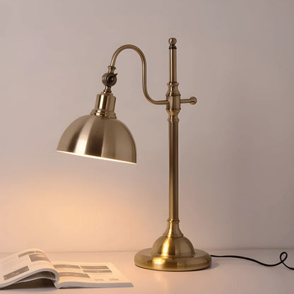 Lampe de bureau vintage en laiton température neutre